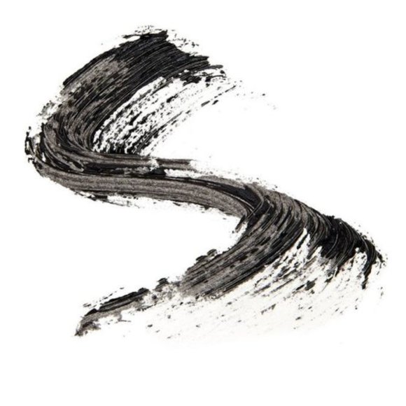 Stila Huge Extreme Lash Mascara - Black - Picture 2 of 3